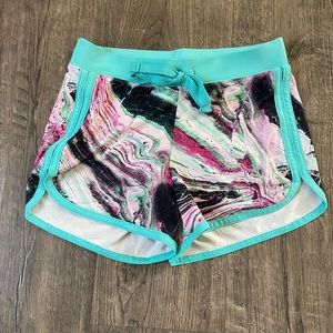 Justice shorts sz 6/7, soft and colorful swirl